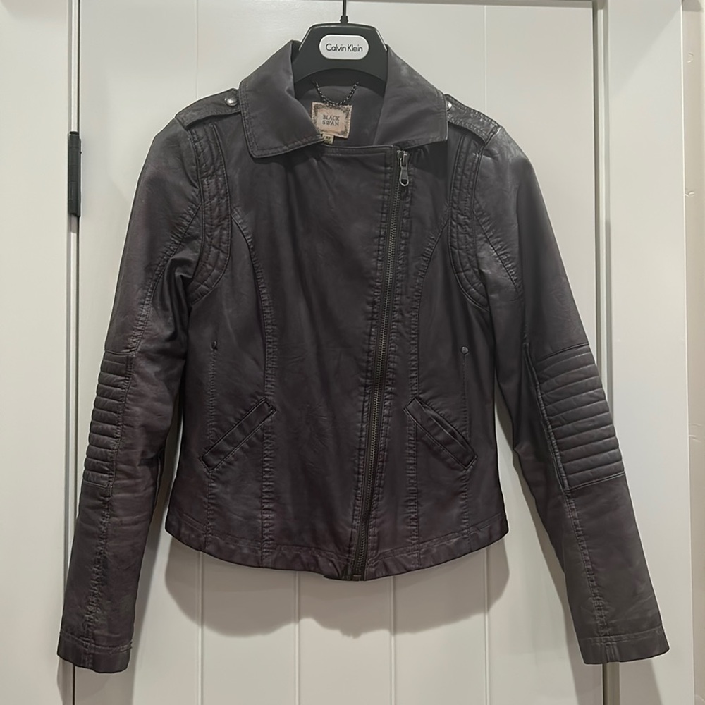 NWOT women’s faux leather jacket size XS. Washed black color. Very soft